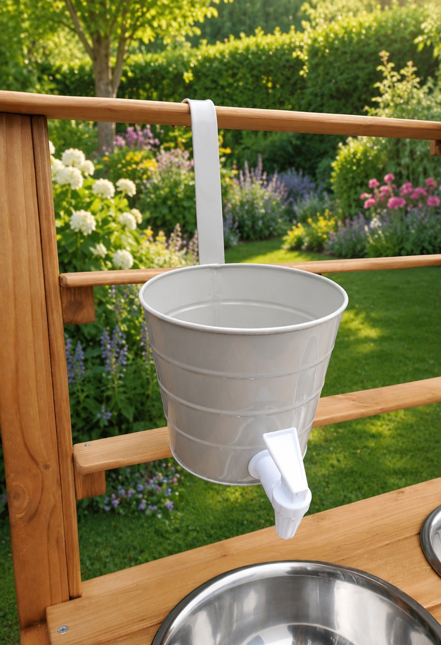Mud Kitchen Water Dispenser